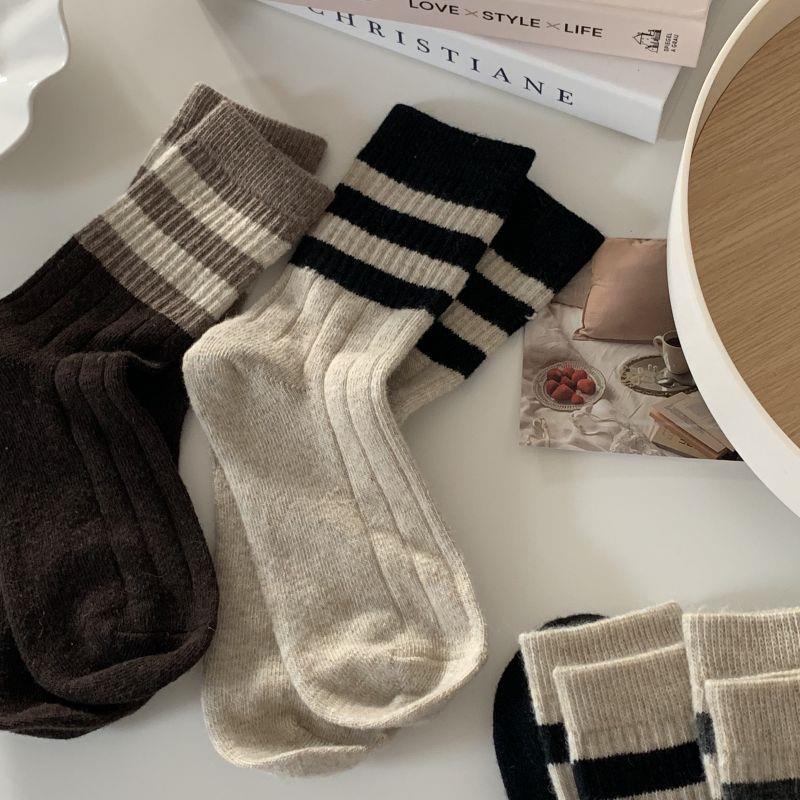 【小扬哥推荐】袜子女秋冬季日系条纹加厚中筒袜韩版百搭保暖长筒