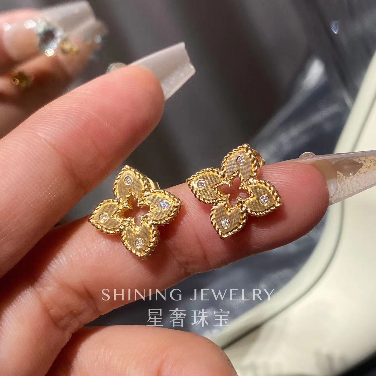 【星奢珠宝】18k钻石四叶草耳钉天然真钻气质轻奢时尚百搭简约金色