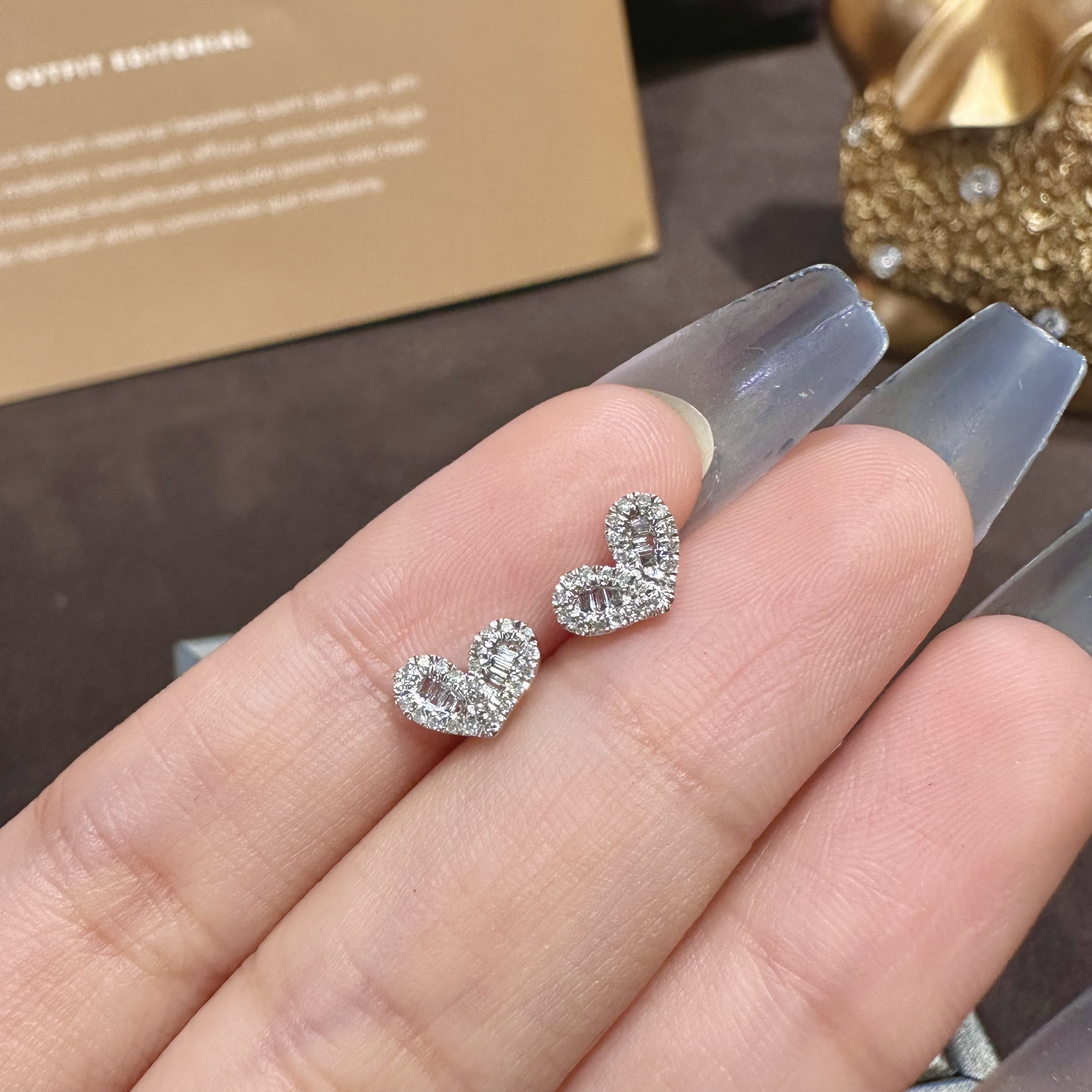 【星奢珠宝】18k镶嵌金钻石小爱心耳饰甜美精致简约时尚气质小可巧