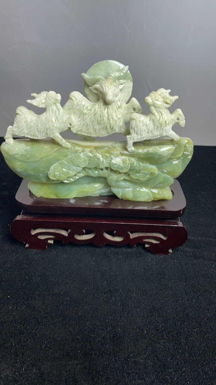 三羊开泰家居摆件创意十二生肖玄关雕刻摆设中式书房