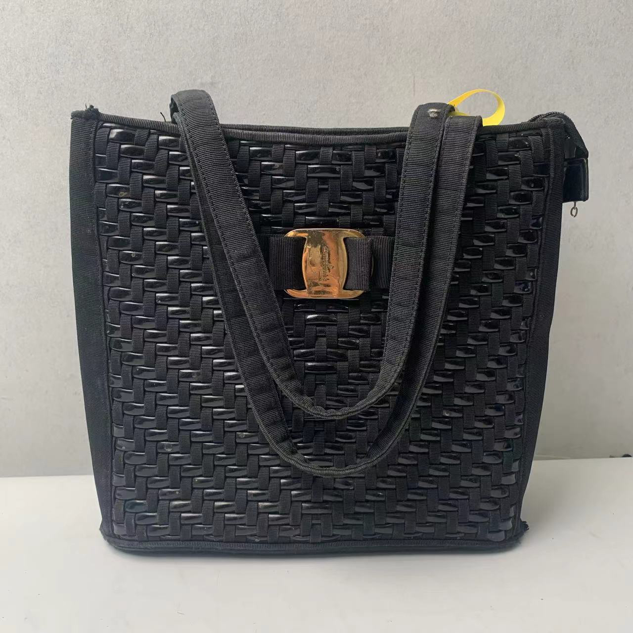 99新 FERRAGAMO/菲拉格慕 单肩包 14225