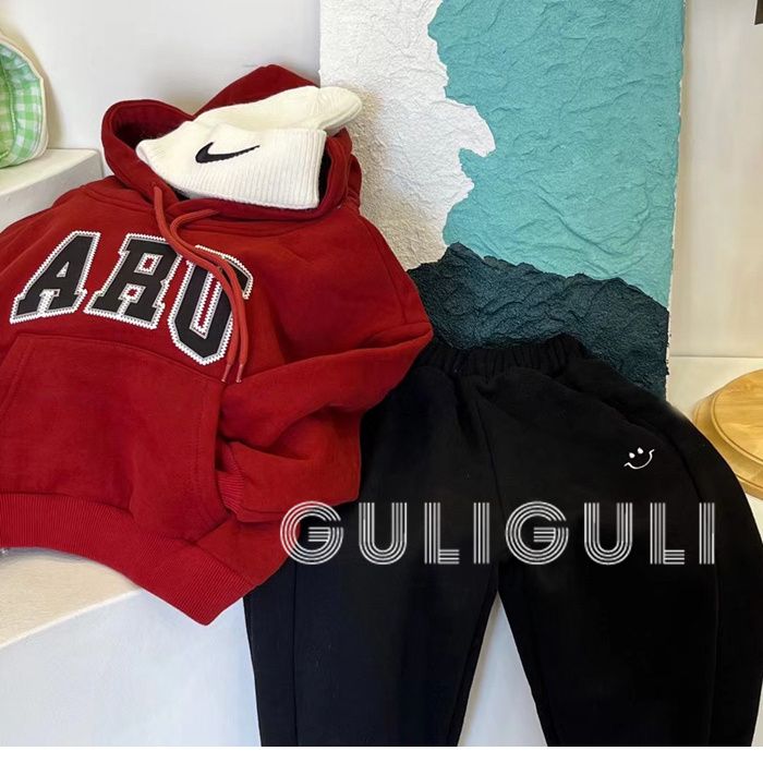 [蕊]时尚秋冬装连帽衫红色字母印花男女童加厚卫衣潮百搭宽松冬款