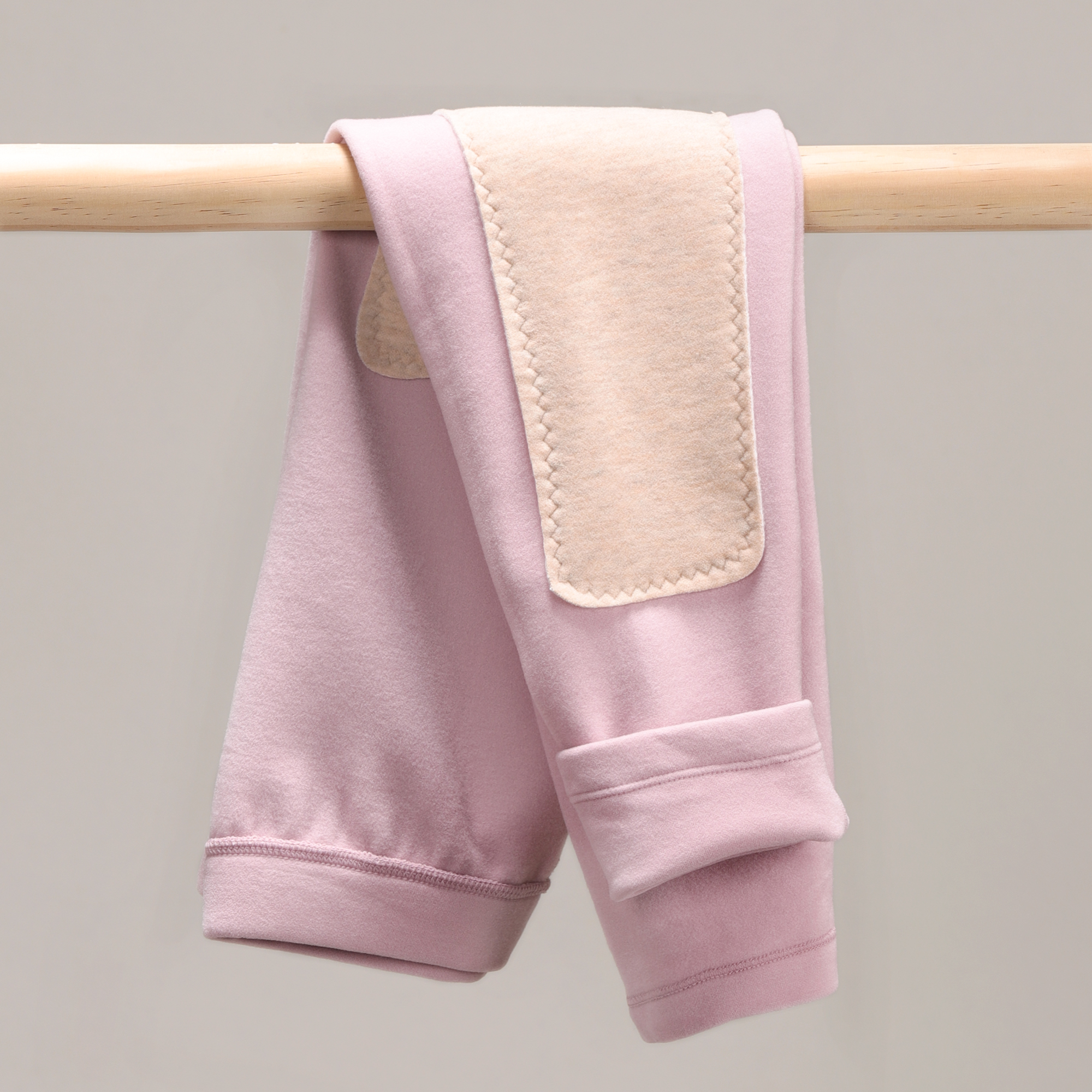 儿童保暖裤秋冬季蚕丝羊绒男童秋裤蓄热护膝贴片莱赛尔女童 z011b