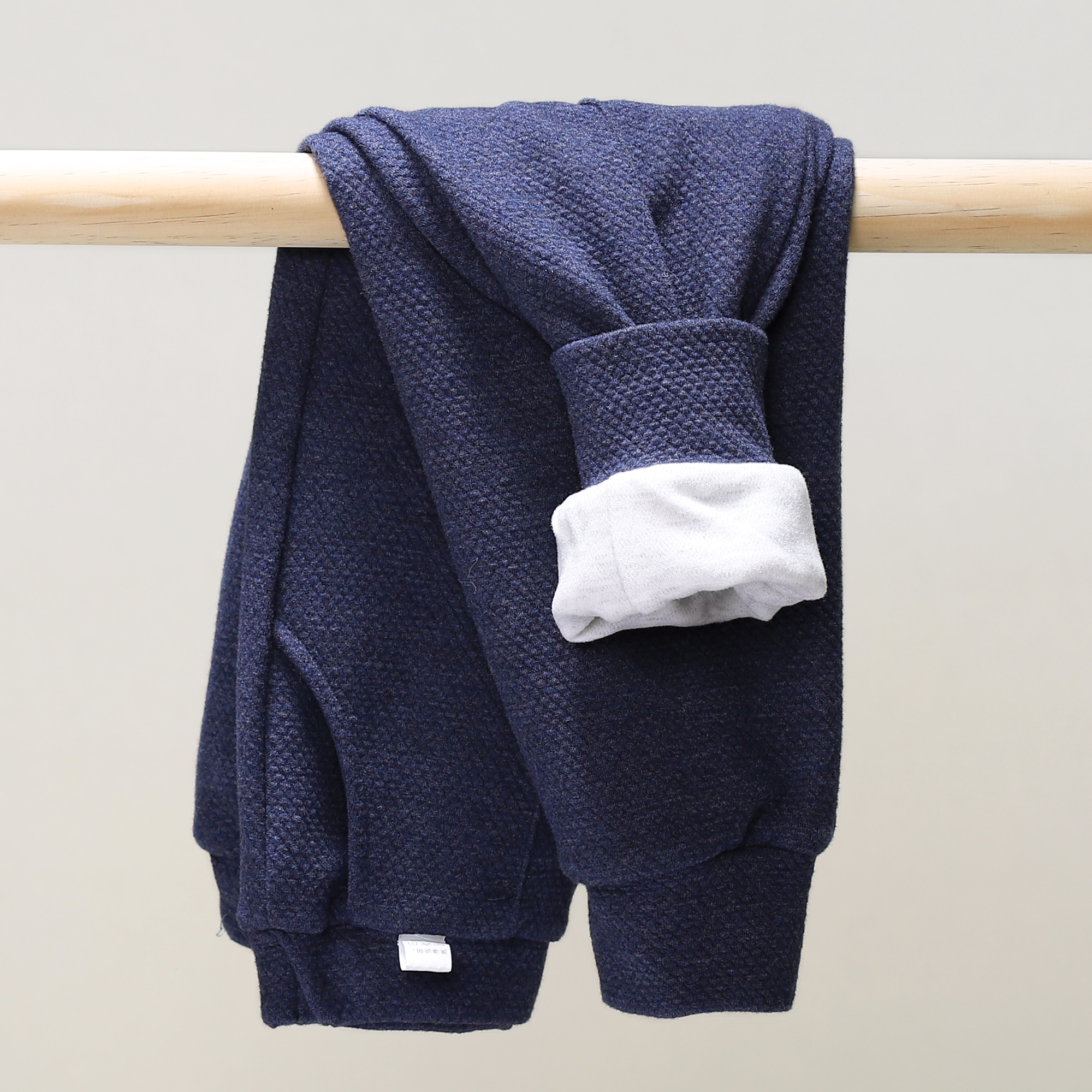 蜂巢软绵绵儿童加绒保暖裤加厚中大童秋冬外穿运动裤双层裤 23309