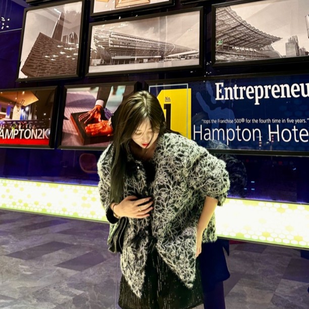 Skillful.V原创设计“黑天鹅”国风棉外套