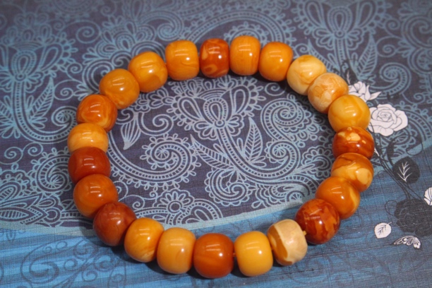 古董西亚老花蜡老形手串，配戴古色古香小清晰尺寸10+mm克重14.87g