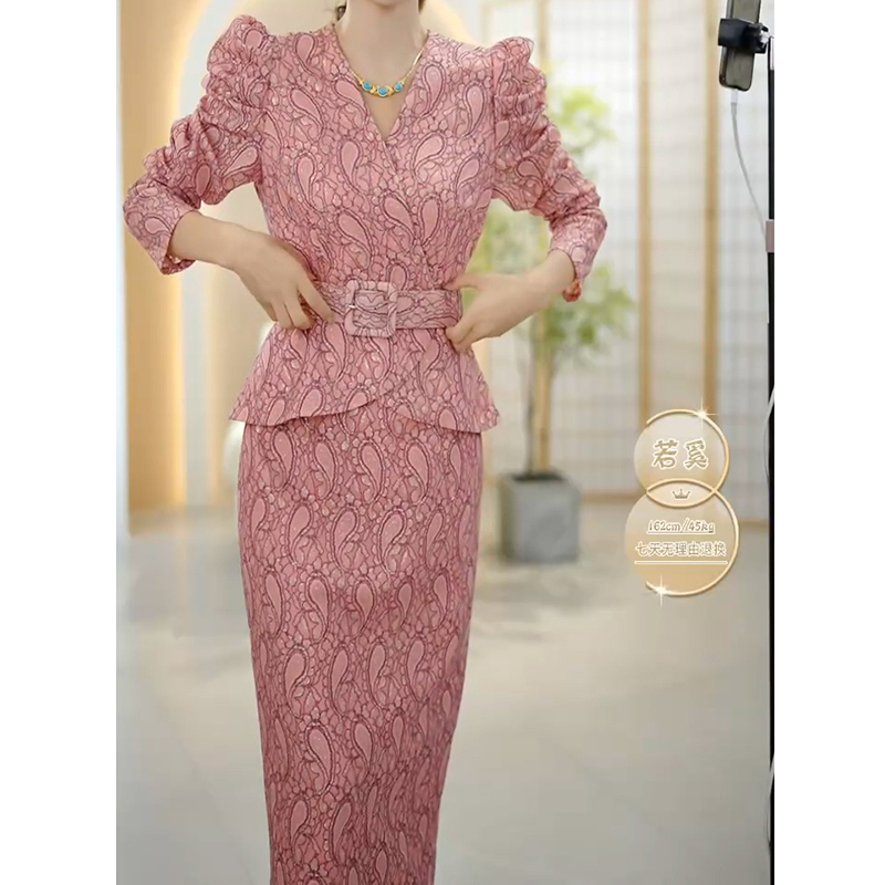 法式小众高级感气质名媛泡泡袖假两件蕾丝包臀连衣裙2023秋季新款