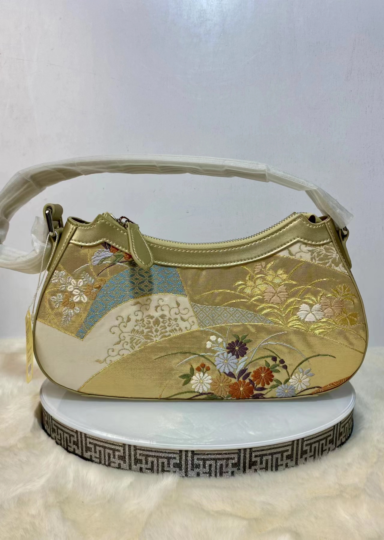 手工高品缂丝非遗苏绣包包