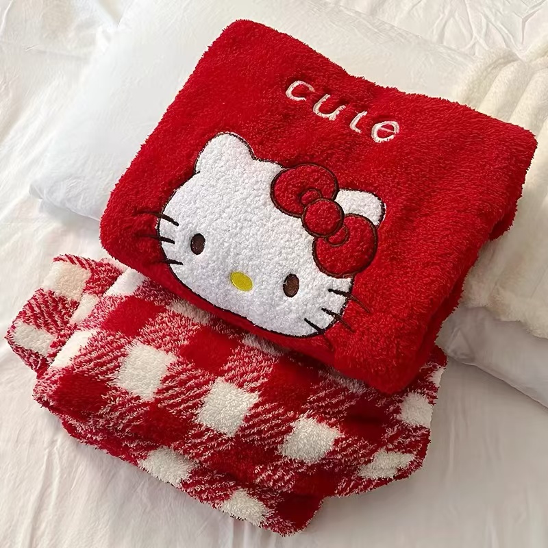 凯蒂猫珊瑚绒格子睡衣女款秋冬季加绒加厚保暖甜美红家居服可外穿