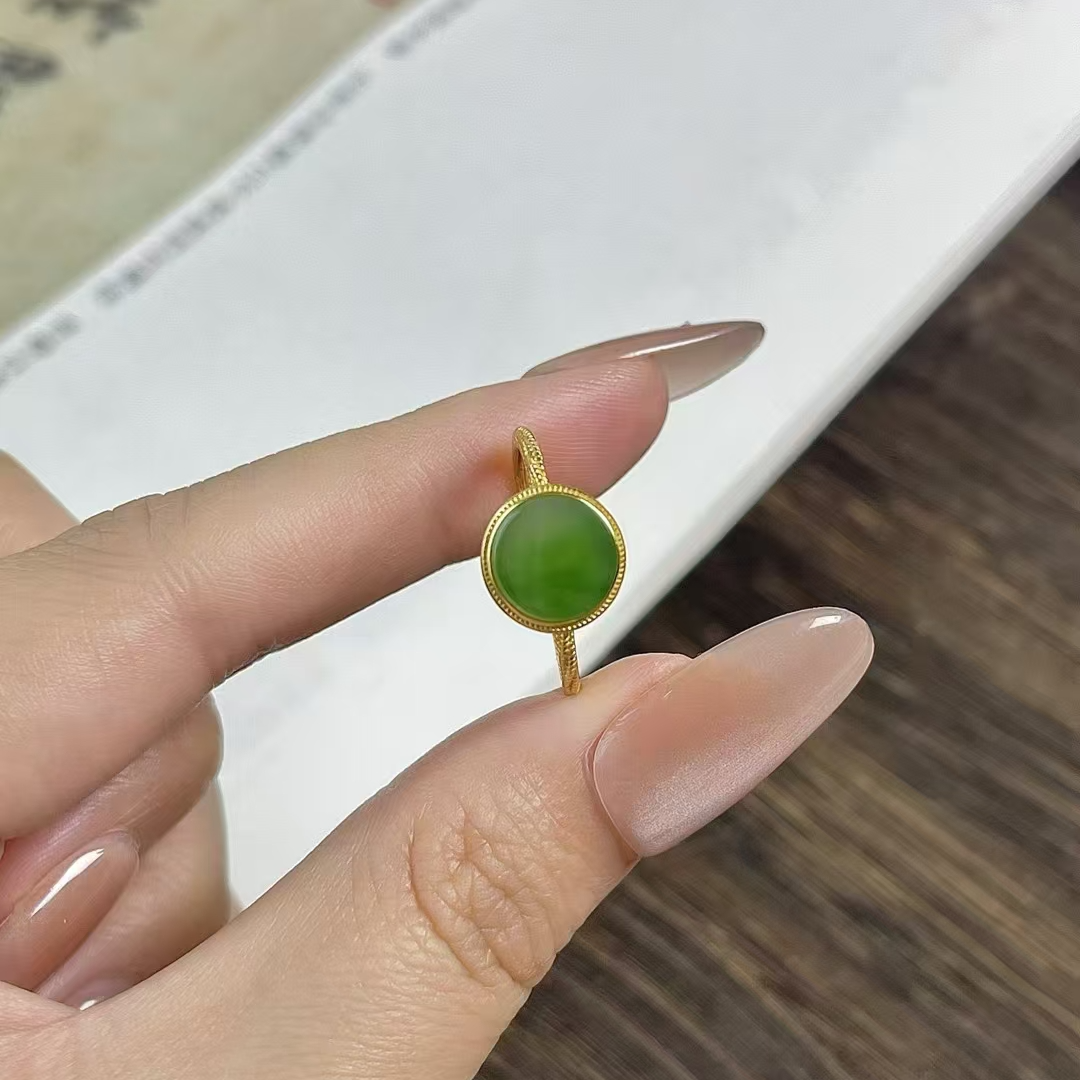 天然和田玉碧玉圆牌银镶戒指精挑戒面冰透干净日常百搭送礼物