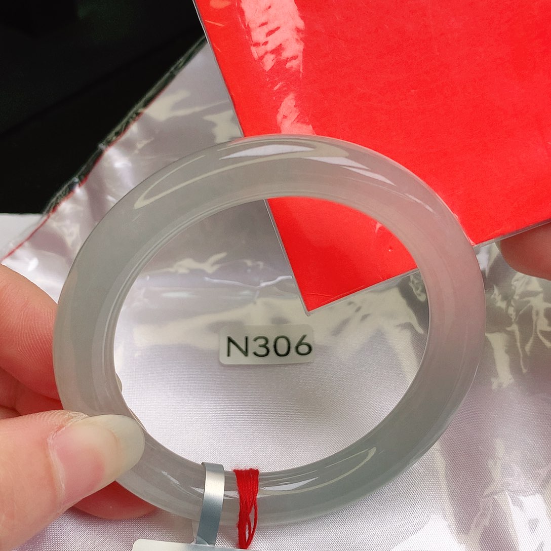 【闪购商品】翡翠手镯未镶嵌缅甸天然a货翡翠