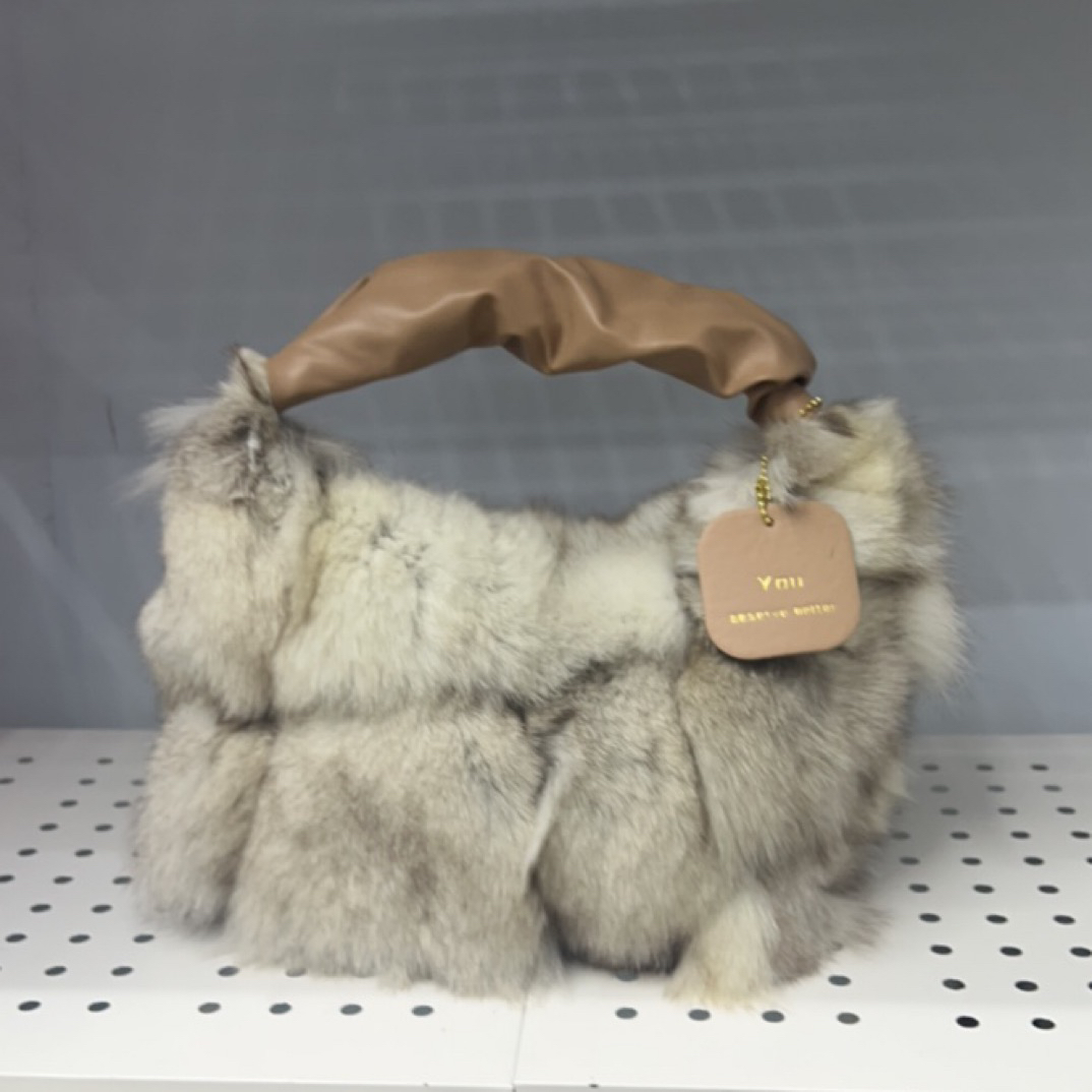 毛绒包包高级感可爱手拎包大容量秋冬云朵时尚斜跨单肩包