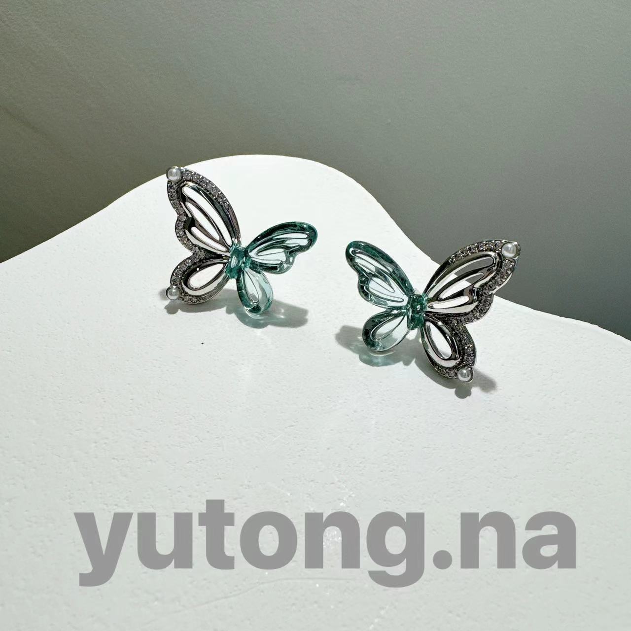 铜合金合成锆石耳饰 雨桐轻奢饰品耳环NA2814E