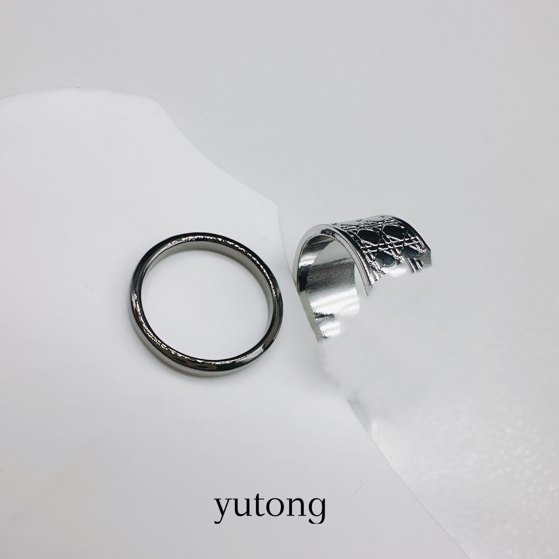铜合金戒指 【雨桐轻奢饰品】设计款戒指LWW2876Z