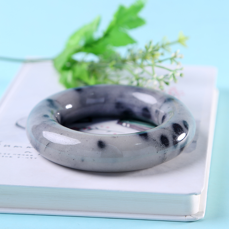 佘太翠斑点狗手镯白底黑点 冰透精美白色时尚女士极光高冰精美