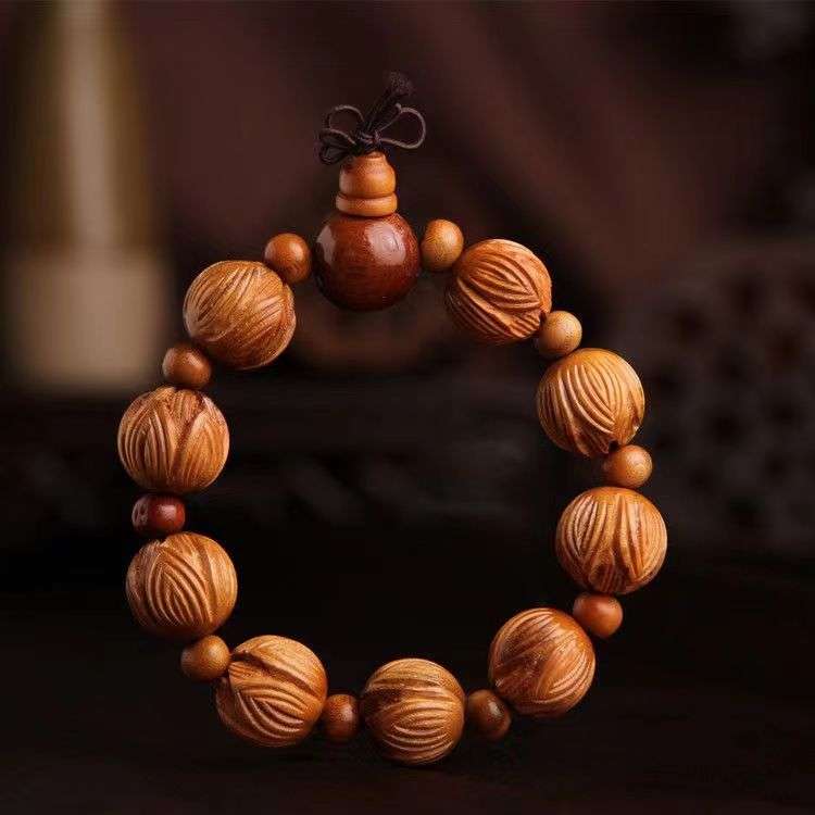  出水芙蓉气质经典手串.