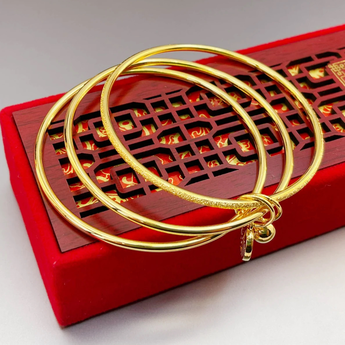 足银手镯 三生三世福牌吊坠固口手镯送女友送爱人