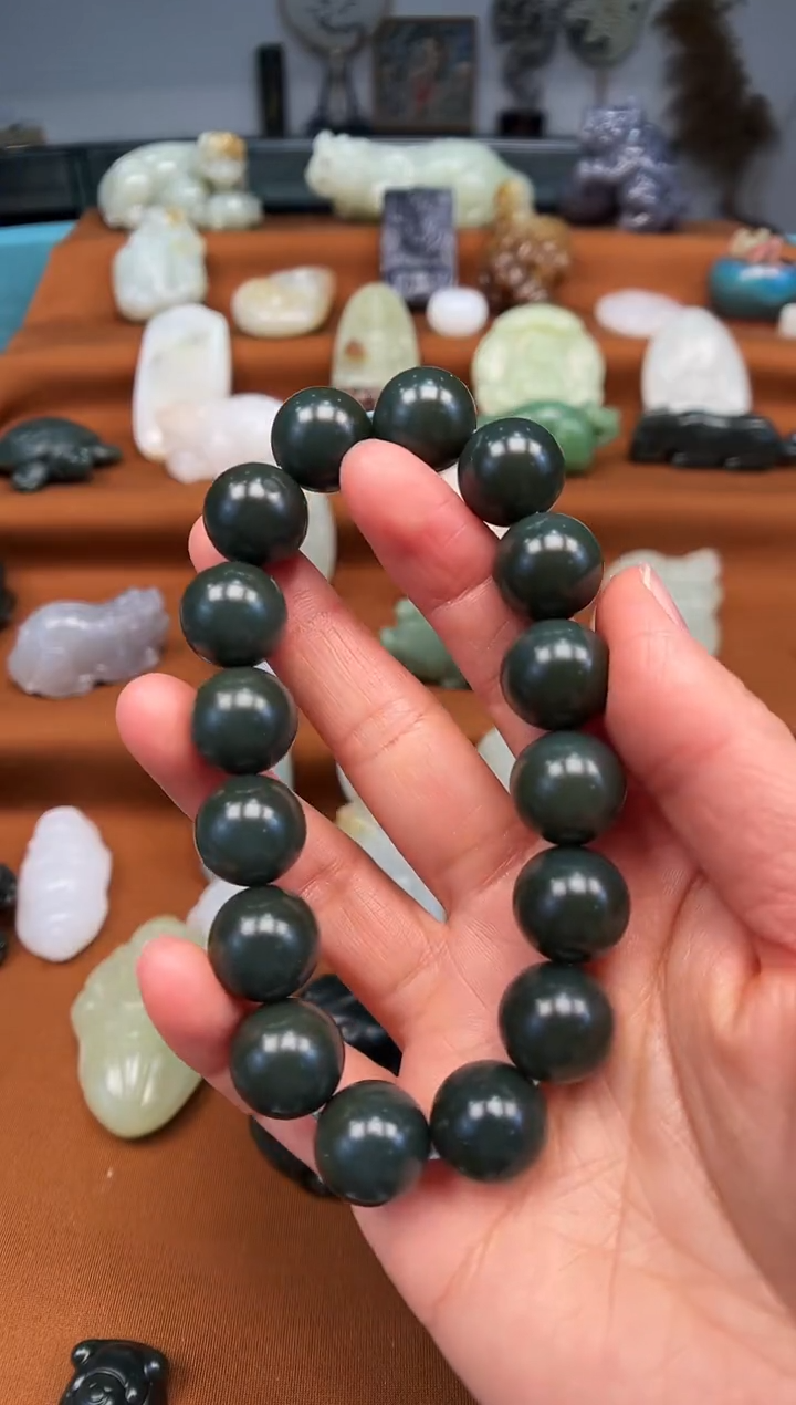 【闪购商品】和田玉颈饰未镶嵌手串