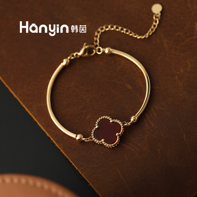 红玛瑙弯管四叶草高定手链AAA