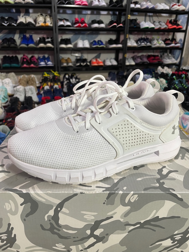 43码275/Under Armour Hovr CTW 白运动鞋