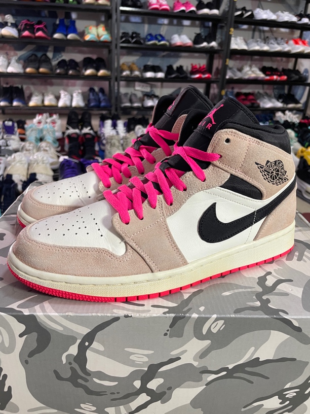 43码275/Air Jordan 1 休闲鞋 中帮粉麂皮/公价1547 轻微染色看图