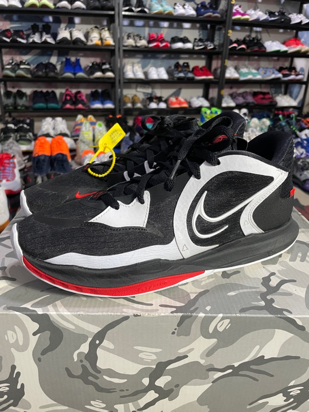 原盒44码280/Nike Kyrie Low 5  Cushlon中底 Zoom篮球鞋/公价519