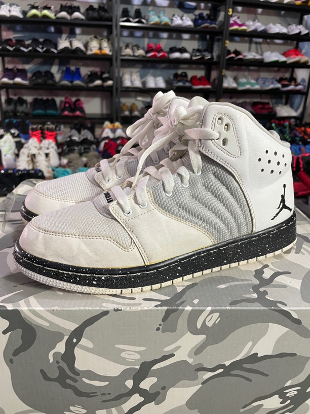 40码250/Air Jordan 1 时尚复古 舒适防踢 板鞋黑灰色