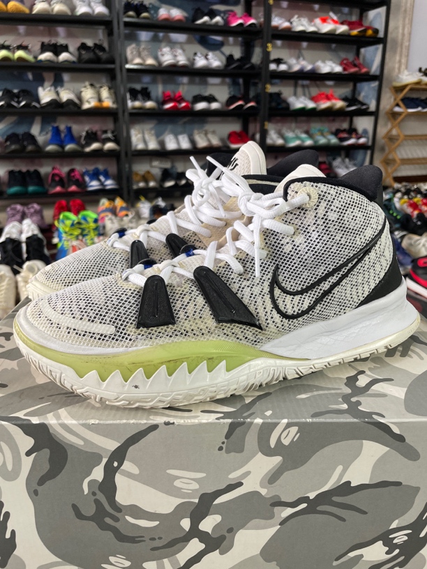 44码280/Nike Kyrie 7 缓震包覆 强劲抓地 篮球鞋/公价1414