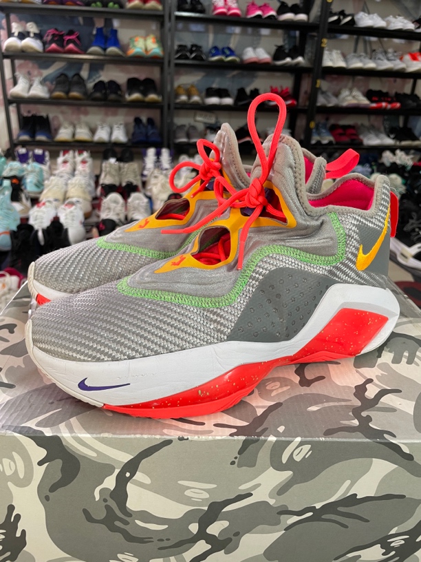 41码260/Nike LeBron Soldier 14 场上训练 减震回弹 防滑篮球鞋