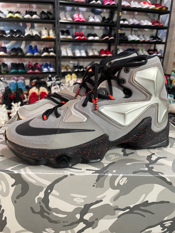 42码265/Nike LeBron 13 稳定支撑 篮球鞋 Lava 热熔岩/公价2489