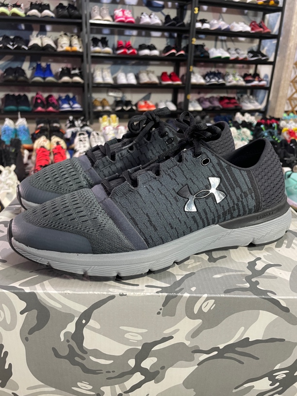 44码280/Under Armour Speedform Gemini 3 Black/黑灰运动鞋
