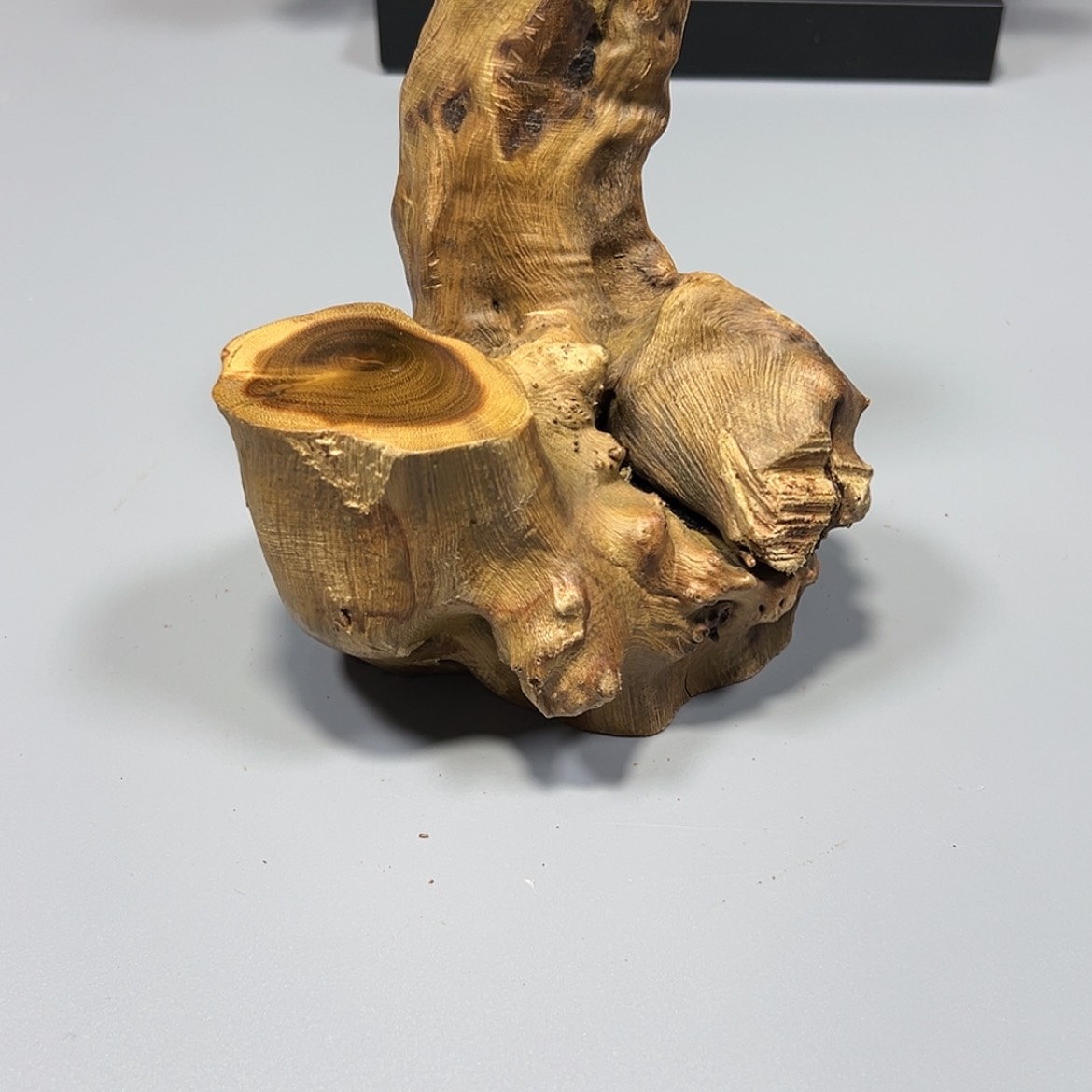 【闪购商品】麻梨疙瘩根雕缉*