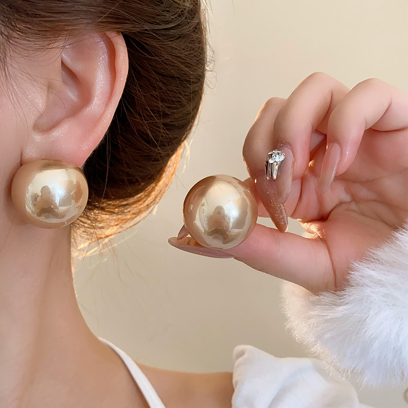 合金仿珍珠耳饰 夸张大珠珠耳钉秋冬高级感复古耳环小众独特耳饰