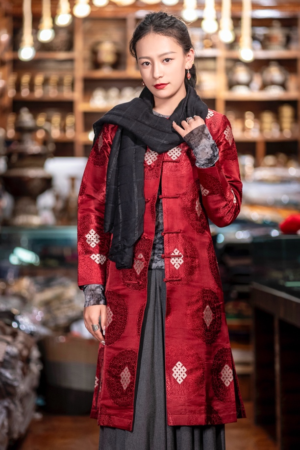 【DanYangCang】中长款爆款冬季秋冬民族服