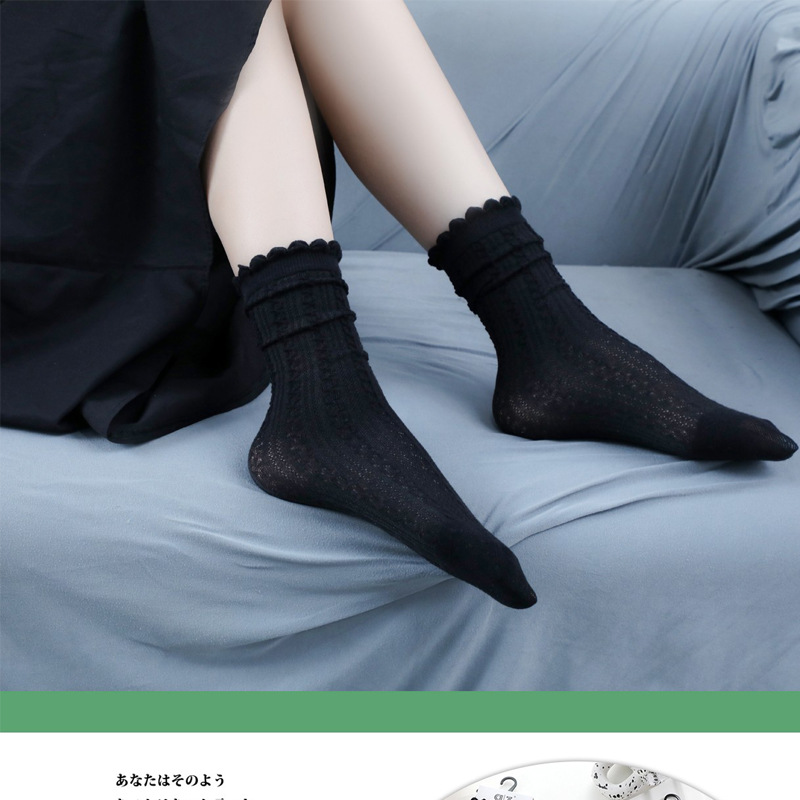 柔软纯棉堆堆袜 袜子甜美无骨对目INS潮流长筒袜棉袜舒适吸汗黑色