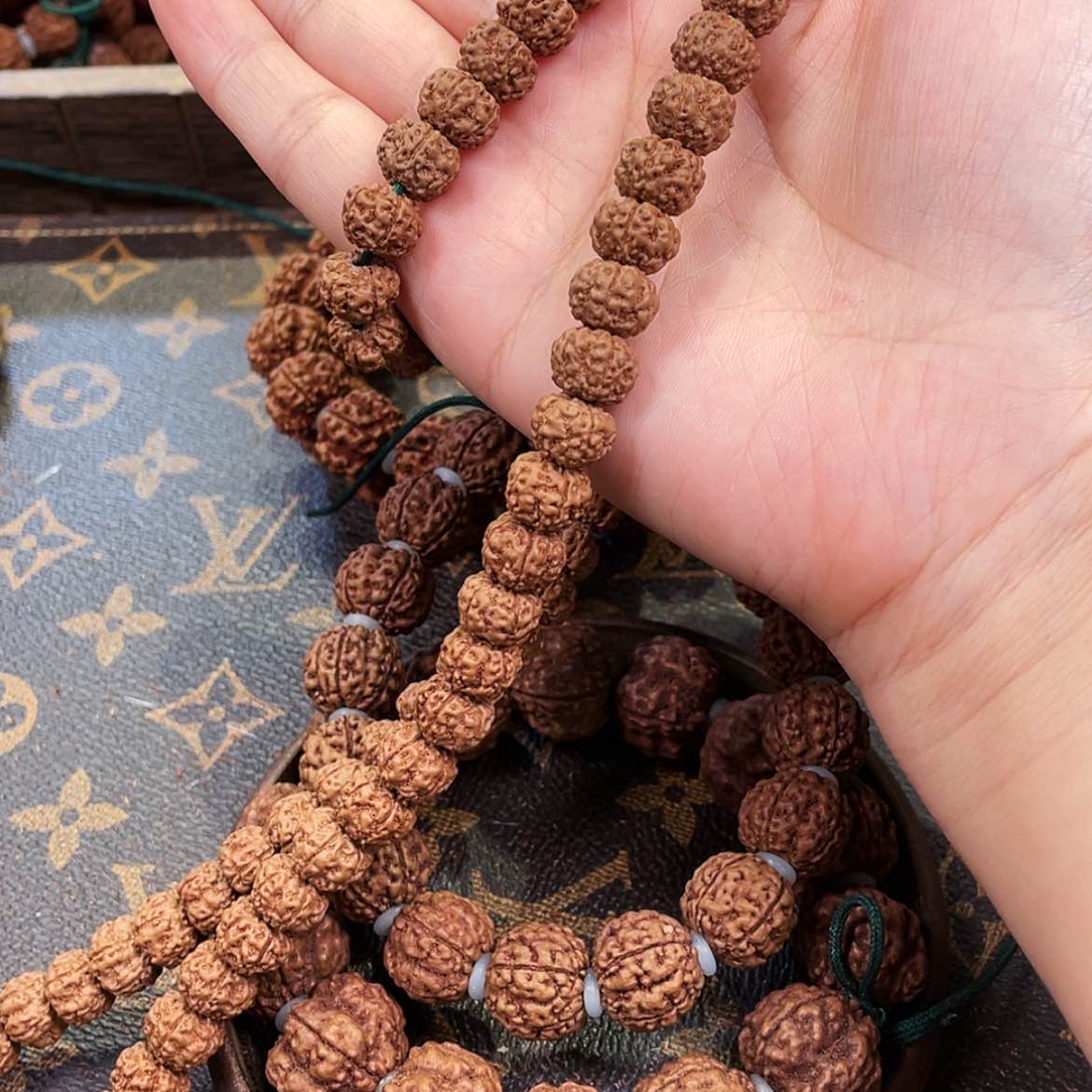 【闪购商品】金刚菩提手串俗****雨平细脖挂10➕