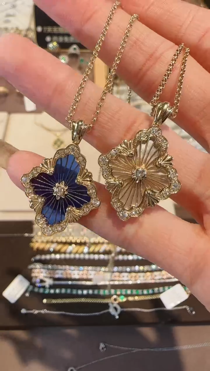 【闪购商品】钻石颈饰18K金镶嵌大号菱形项链多样性发货发其一