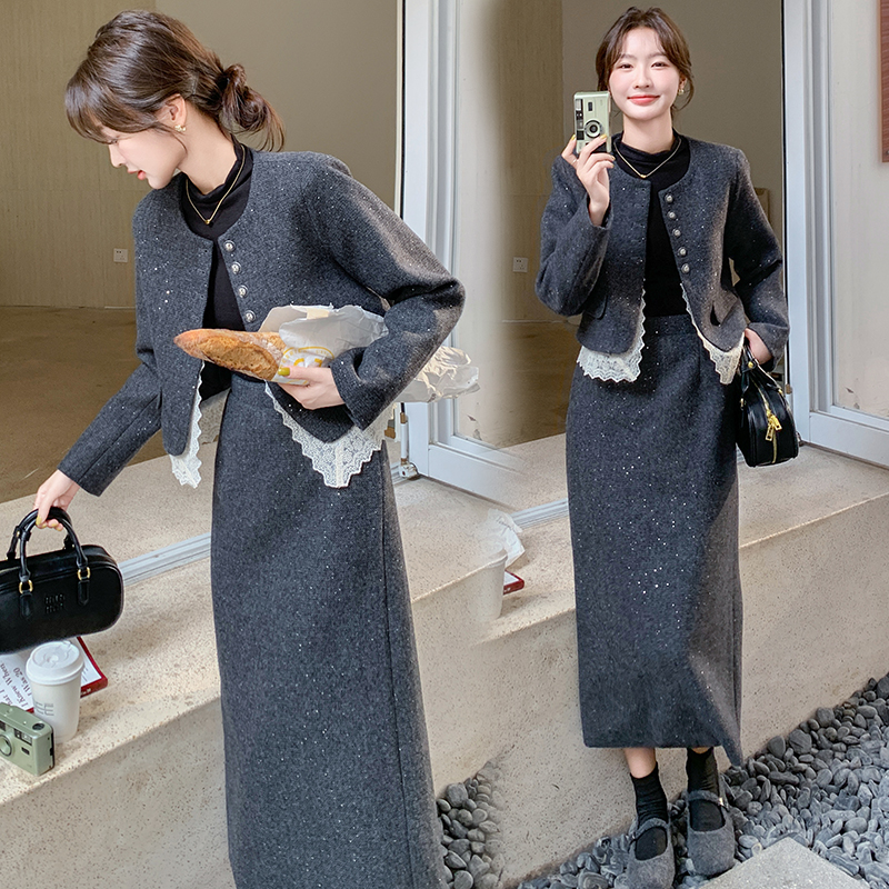 灰色高级感毛呢套装裙冬2024新款小香风蕾丝拼接上衣半身裙两件套