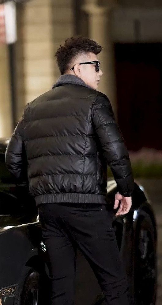 羽绒羽绒服男士秋冬新款欧货加厚休闲青年时尚百搭轻奢翻