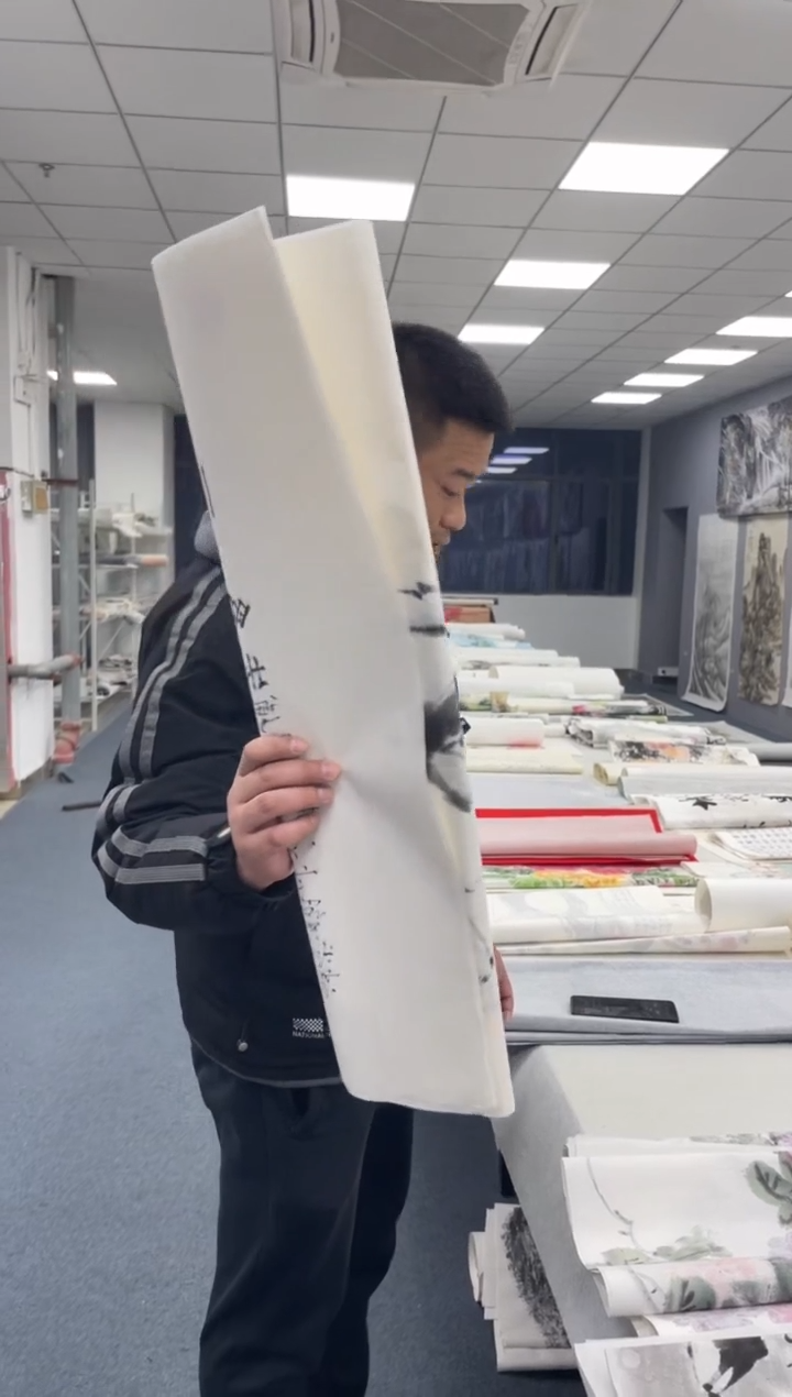 【闪购商品】绘画何奕兴  带视频