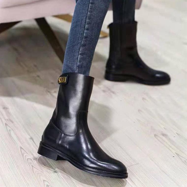 百丽纯爱女靴2023秋冬新款后拉链圆头粗跟马丁靴女中跟英伦短靴