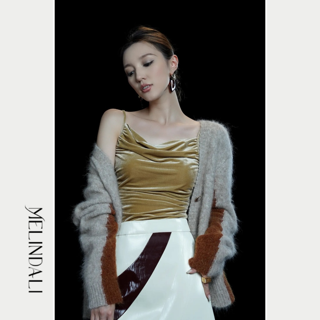 MelindaLi 秋季设计师法式抽褶吊带修身打底女美背女士女士小众