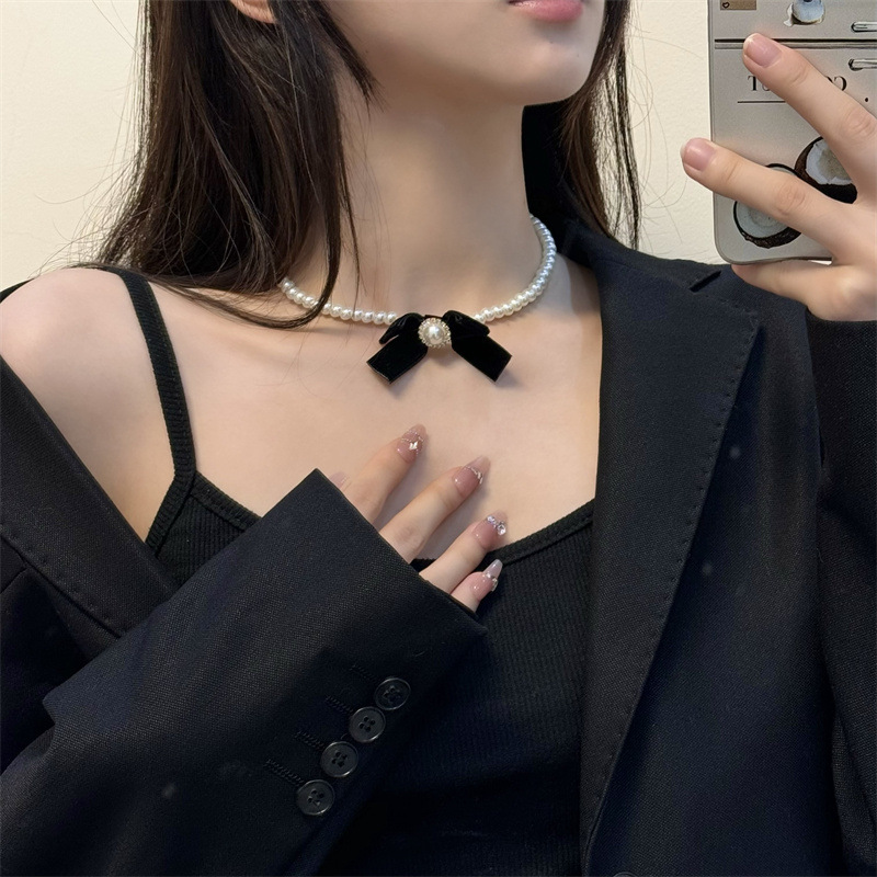 丝绒蝴蝶结链条项链小众轻奢高端毛衣链女高级感2024新款爆款