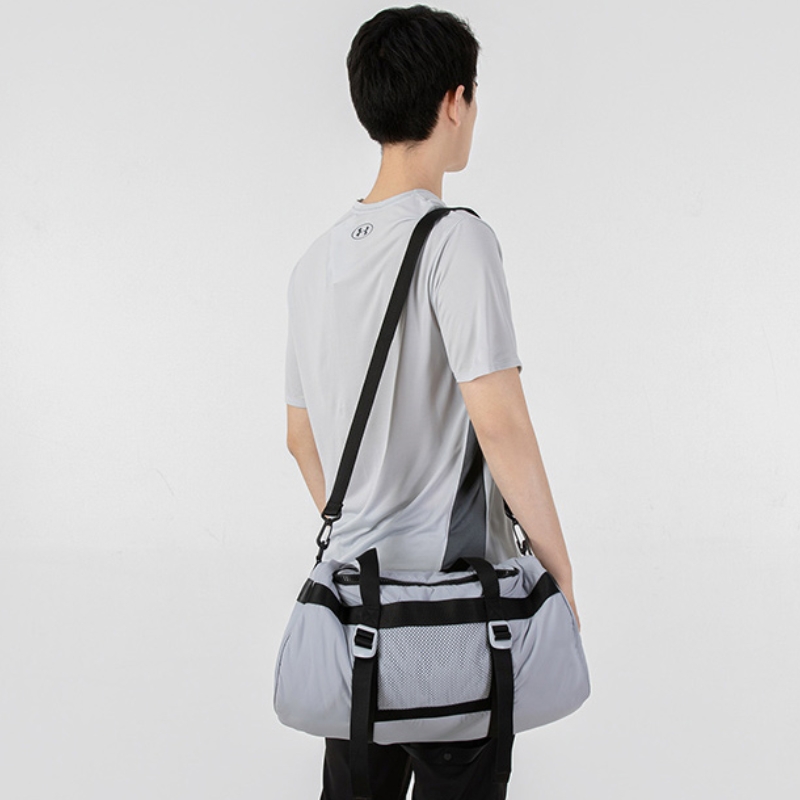 安德玛 UA男女运动健身大容量防泼水单肩包手提包1291010