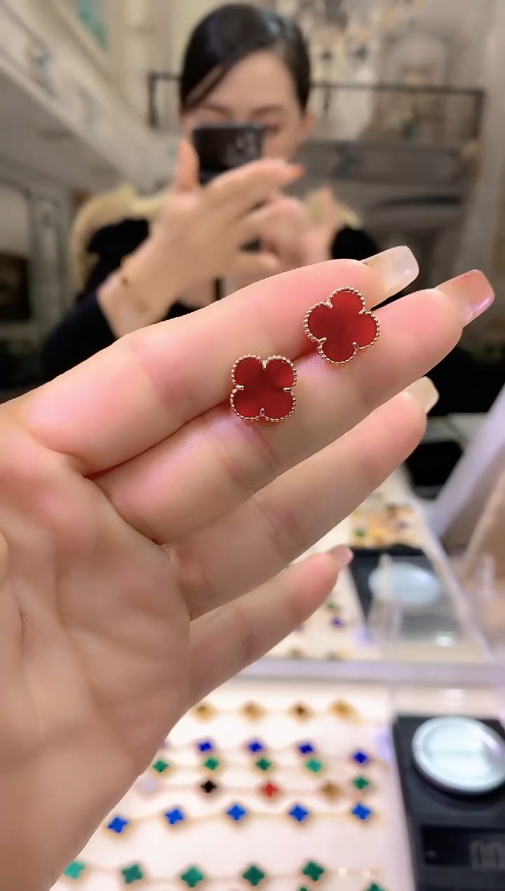 【闪购商品】玛瑙发饰18K金镶嵌红玛瑙K黄