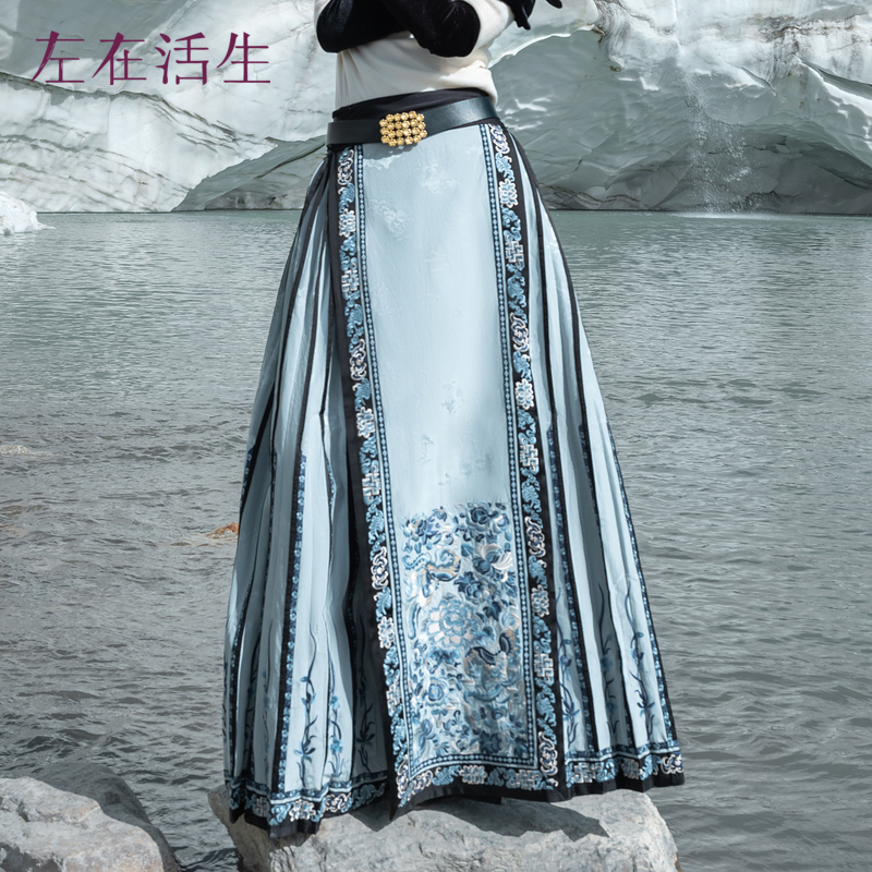 朱迅同款生活在左改良绣花林栖马面裙新中式国风新年秋冬半身裙女