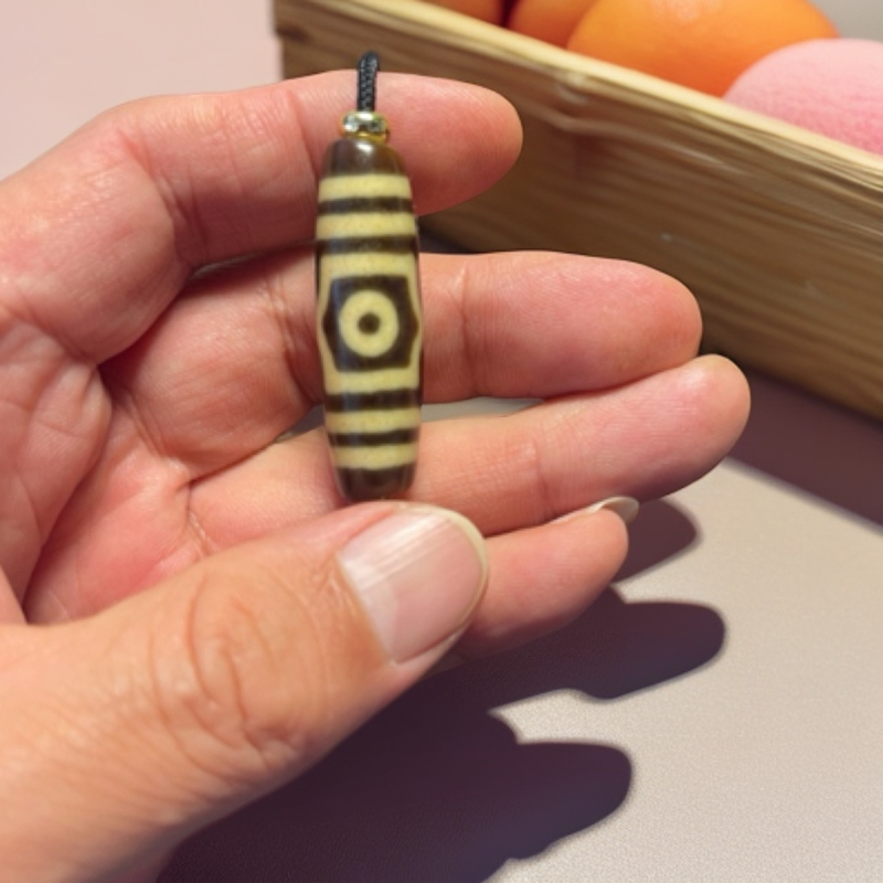 建成5A宝盖三眼玛瑙珠