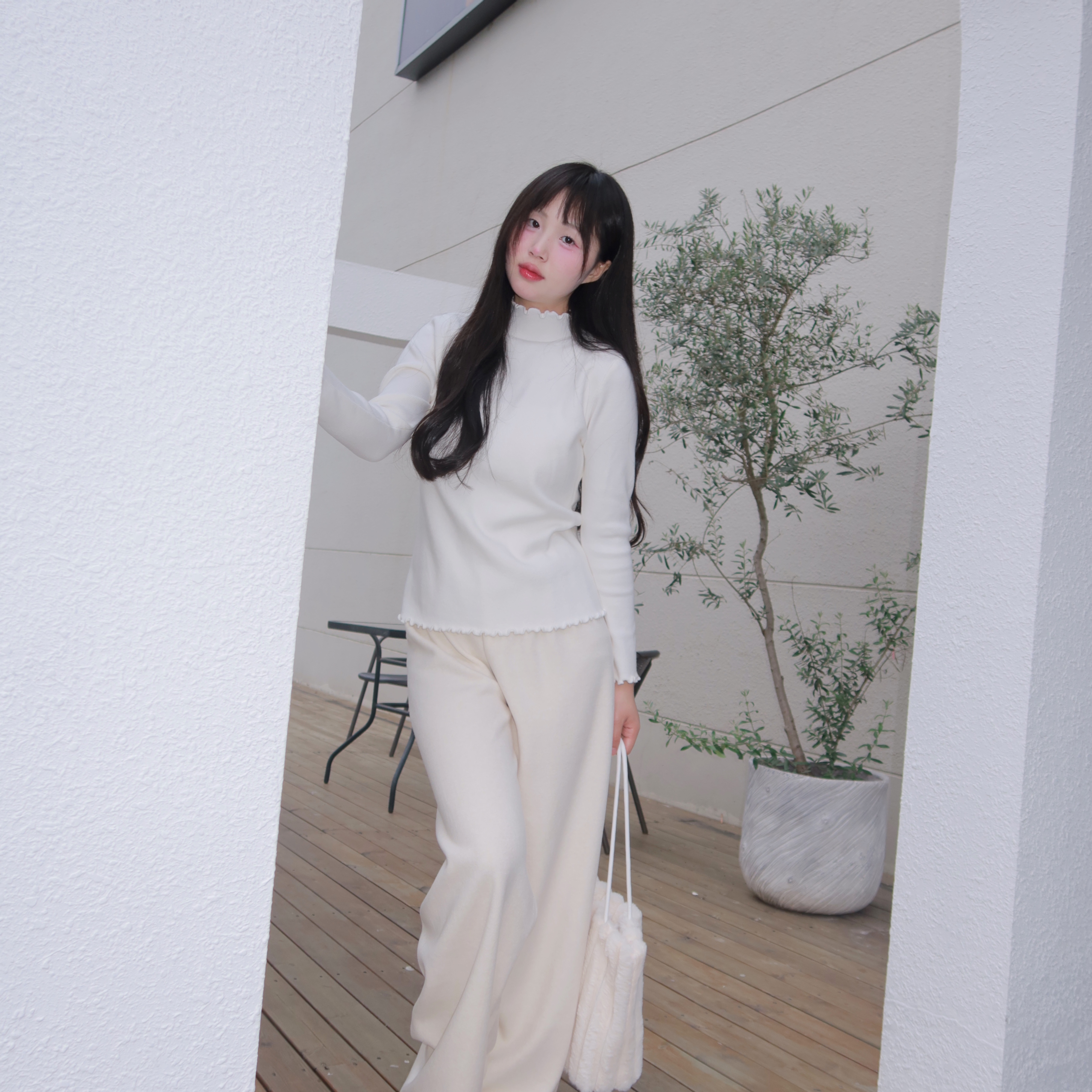 ouousweety【内搭】白色休闲打底纯色简约温柔内搭百搭时尚针织