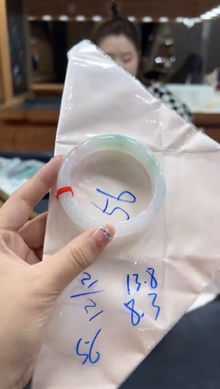 【闪购商品】翡翠手镯未镶嵌翡翠56正