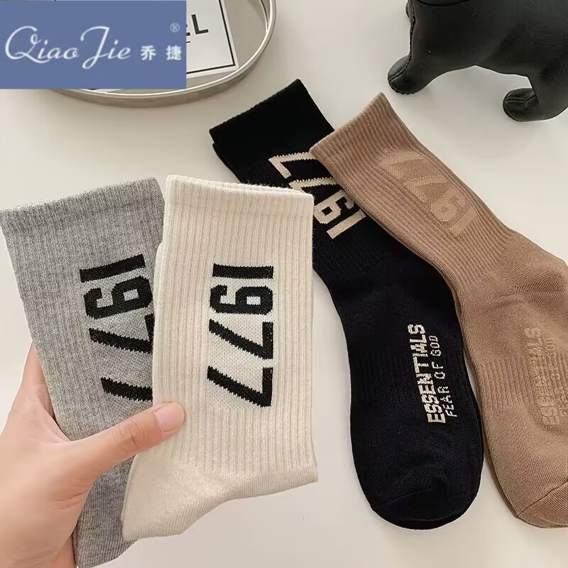 袜子男中筒棉袜秋冬防臭潮牌复线FOGessential字母1977篮球袜运动